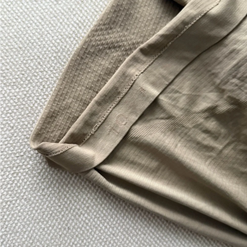 Swiftly Longsleeve - Picture 2 of 2